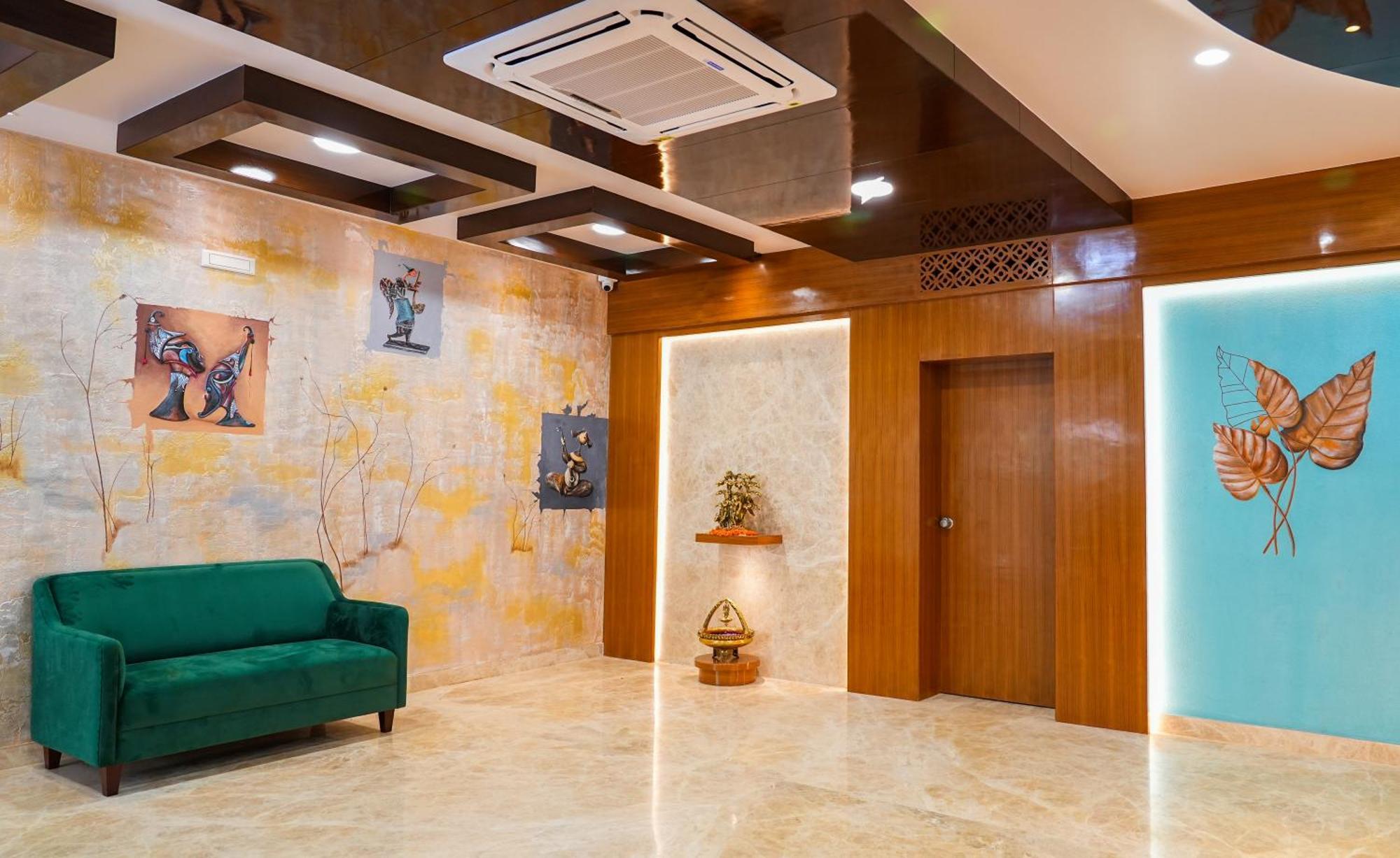 Sri Krishna Inn - Kempegowda Airport Bangalore Devanahalli Eksteriør billede